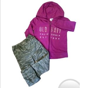 2 piece lot, girls 5T maroon sweatshirt, camouflage pants